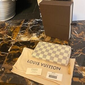 LOUIS VUITTON AZUR DAMIER COMPACT WALLET W/ DUST BAG BOX & TAGS N60029